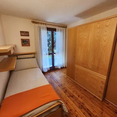 Charming Jonquille Cir 0080 Apartment